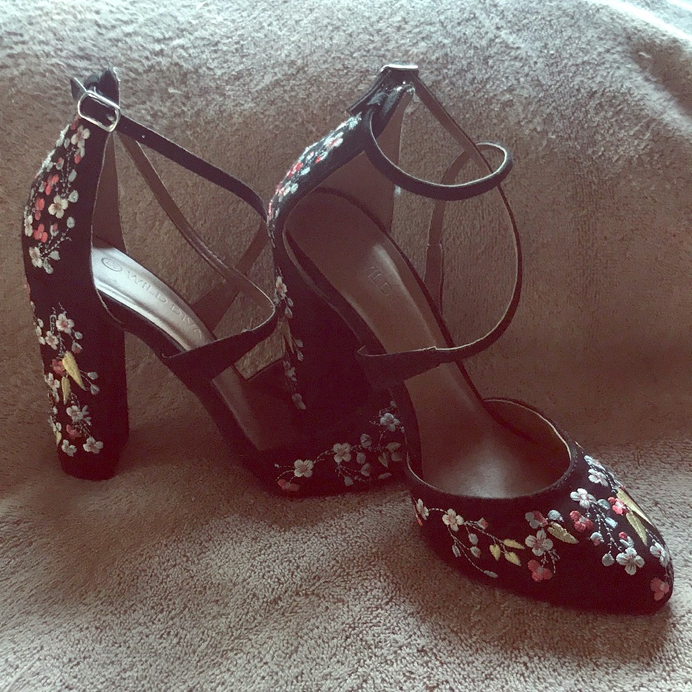 Beautiful black heels